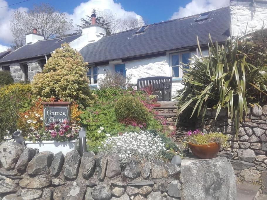 Traditional Stone Cottage With Sea Views In Snowdonia National Park Brynkir 외부 사진